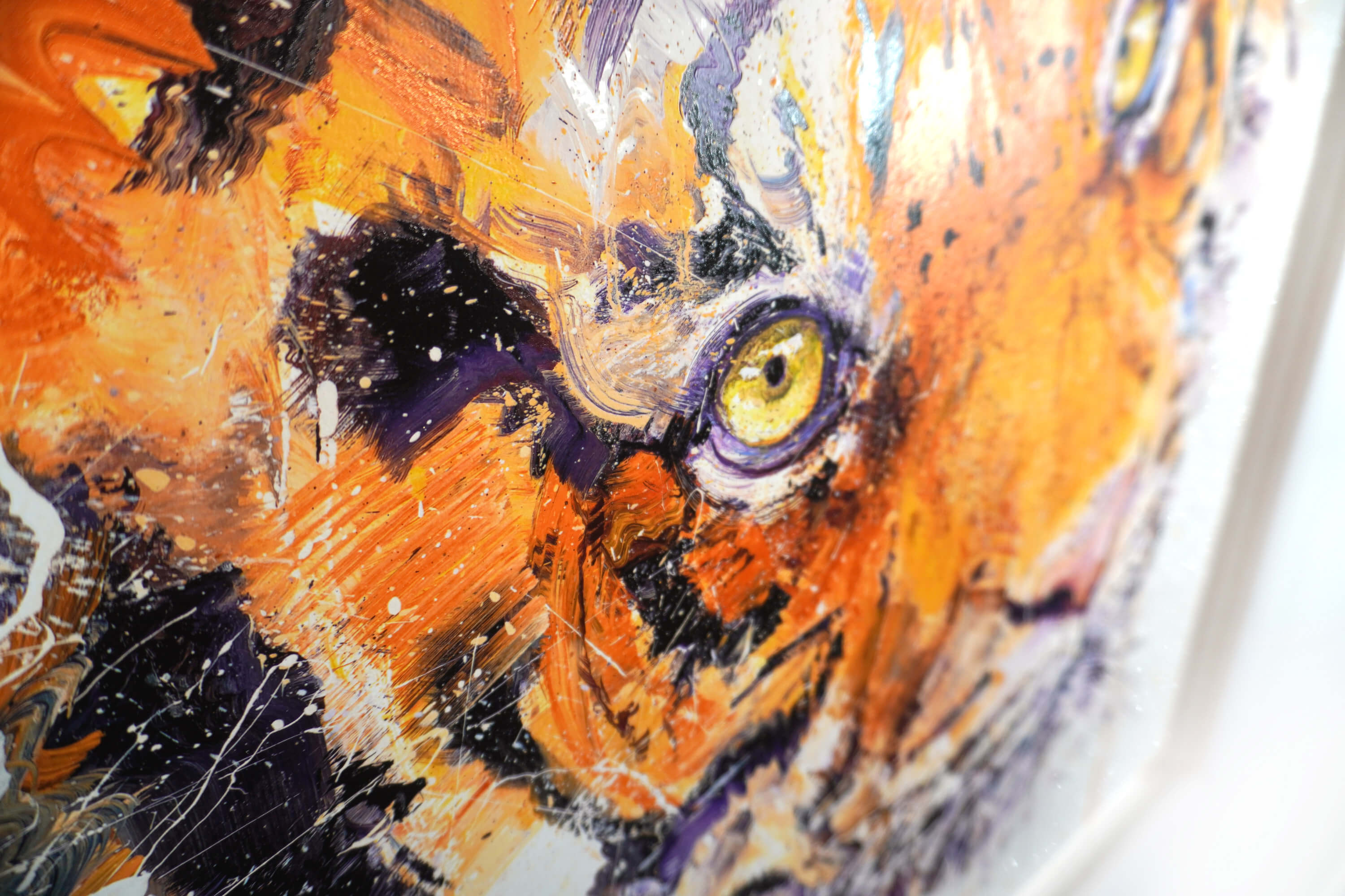 Tiger II Diamond Dust | Dave White – Clarendon Fine Art